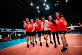 OTURARAK VOLEYBOL KADIN A MİLLÎ TAKIMIMIZDAN BRNO’DA ÇİFTE ŞAMPİYONLUK!