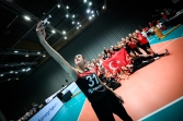 OTURARAK VOLEYBOL KADIN A MİLLÎ TAKIMIMIZDAN BRNO’DA ÇİFTE ŞAMPİYONLUK!