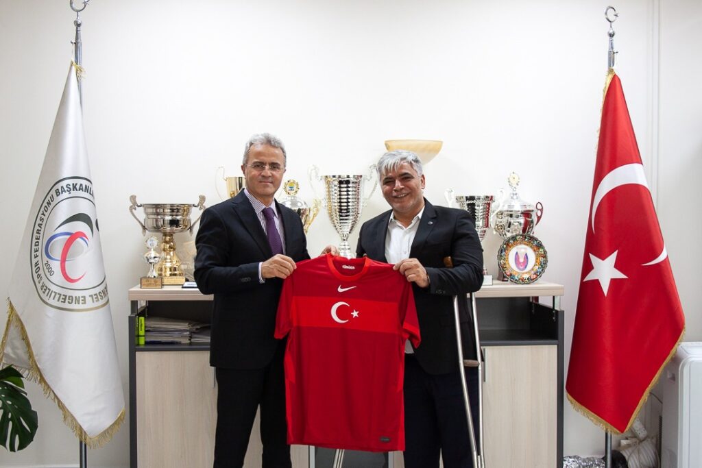 Başkan Erkoç’a Ziyaret