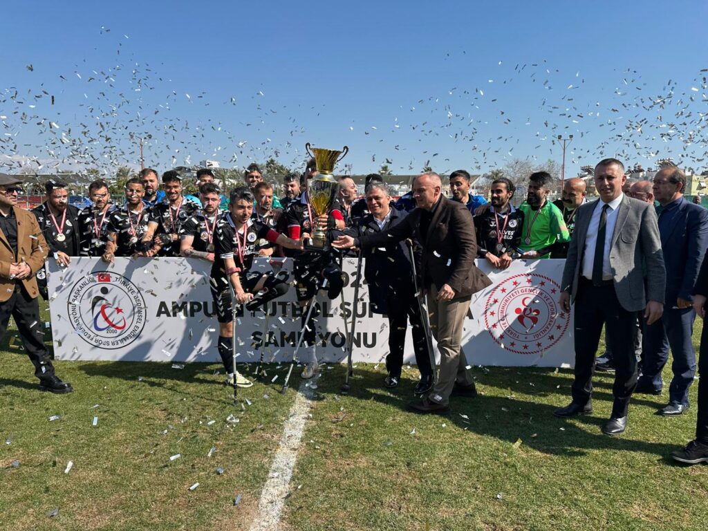 Süper Kupa Şampiyonu Alves Kablo Spor Kulübü