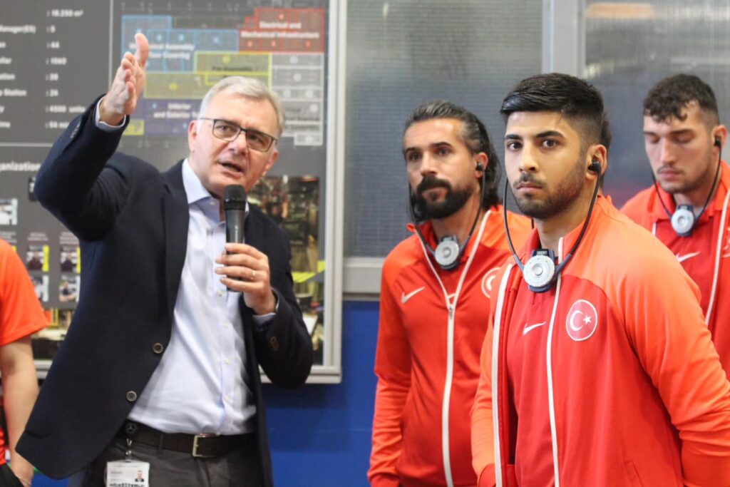 Mercedes-Benz Türk fabrika ziyareti