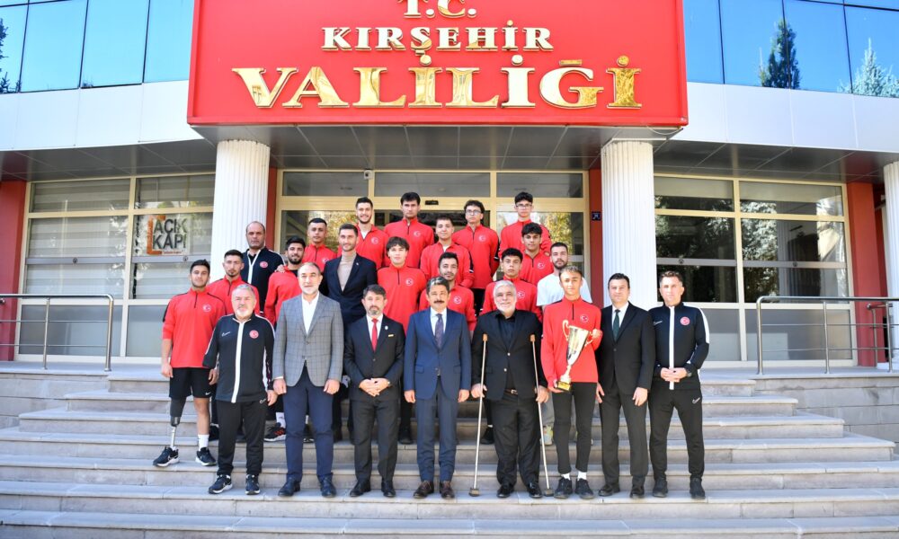 MİLLİ TAKIMIMIZDAN KIRŞEHİR’E TEŞEKKÜR ZİYARETİ