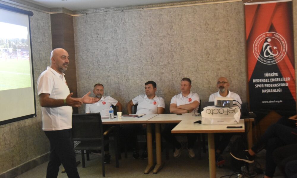 SEZON ÖNCESİ HAKEM ve GÖZLEMCİ SEMİNERİ GERÇEKLEŞTİRİLDİ